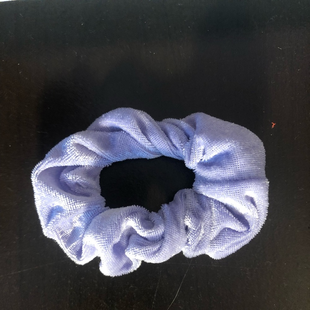 Light purple scrunchie
